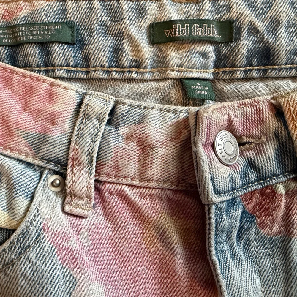 wild fable Floral Print Straight-Leg Jeans in Light Blue with Pastel Blooms - Picture 3 of 8